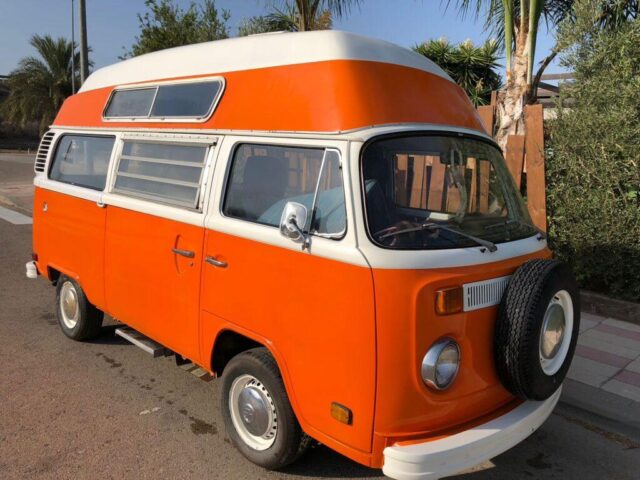 Volkswagen T2 Camper 1975 – vehicle clàssic